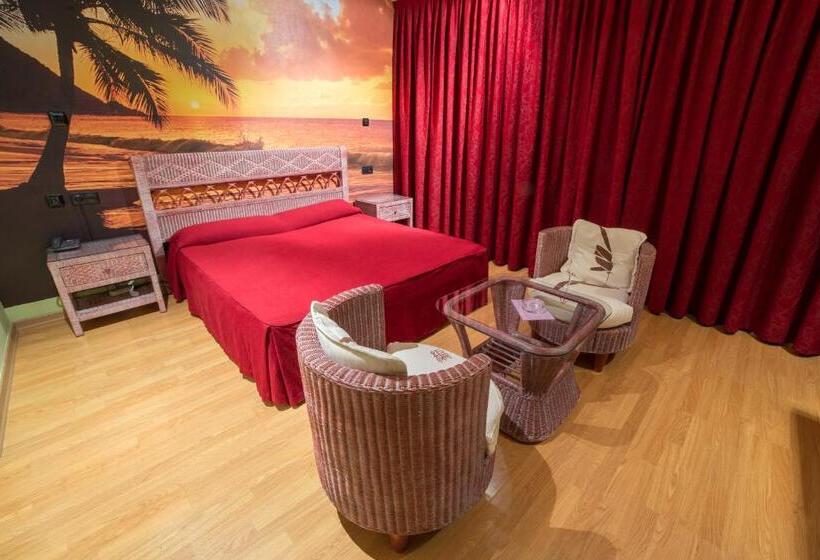 Люкс с гидромассажем, Motel Acropolis