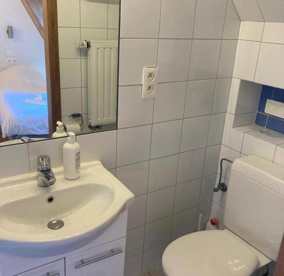 Дом 3 Спальни, B&b La Ferme De L Hosté