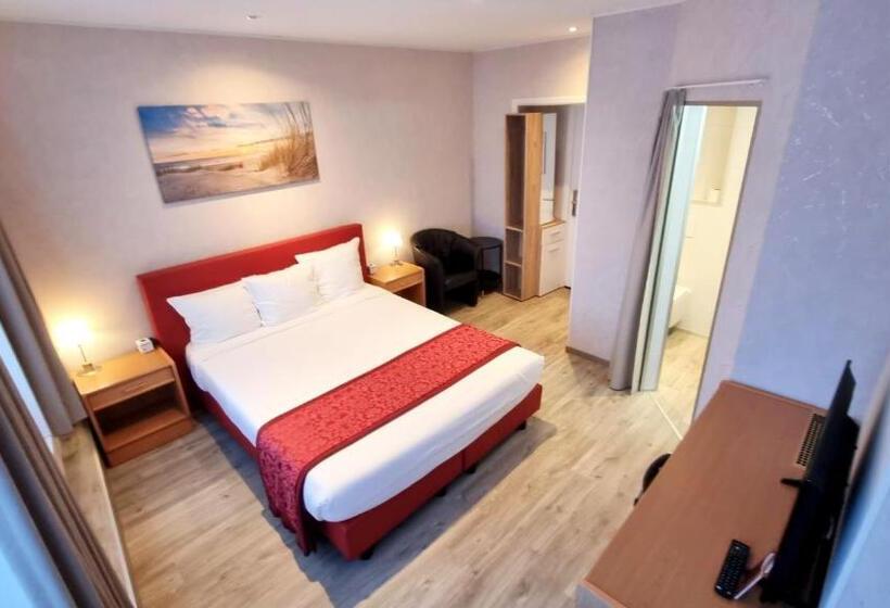 Номер Комфорт, Cardiff