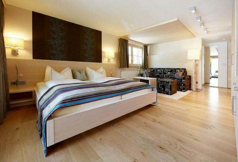 اتاق استاندارد با بالکن, Mohnenfluh