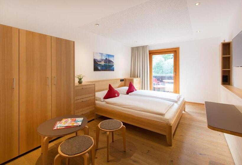 Номер Стандарт, Familienhotel Mateera Gargellen / Montafon