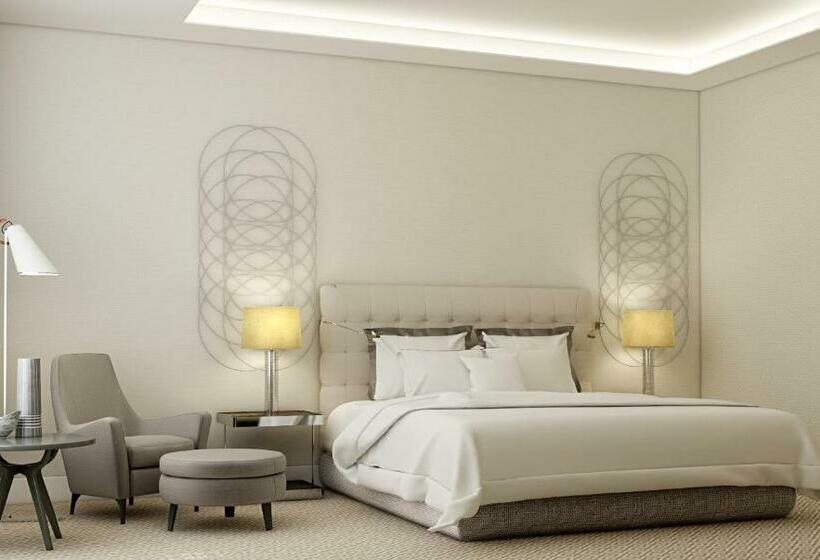 اتاق استاندارد با تخت بزرگ برای معلولان, Hilton Tangier City Center