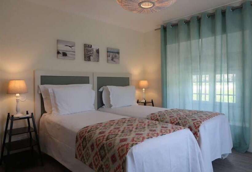 Вилла 3 Спальни, Casa Palmela   Small Luxury Hotels Of The World, Hotel & Villas