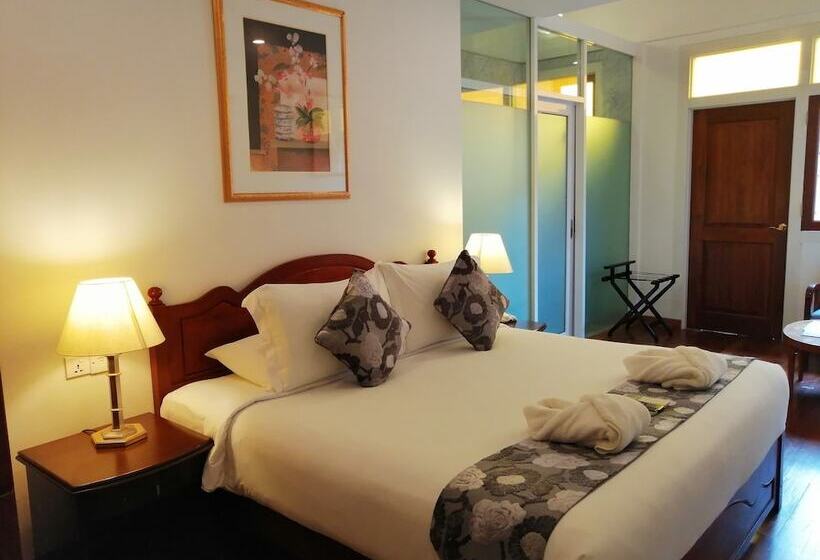 Chambre Deluxe, Heeren Straits