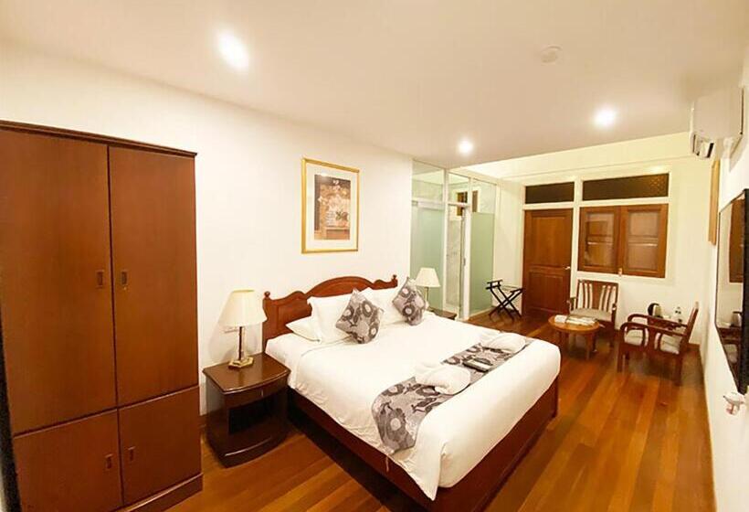 Chambre Deluxe, Heeren Straits