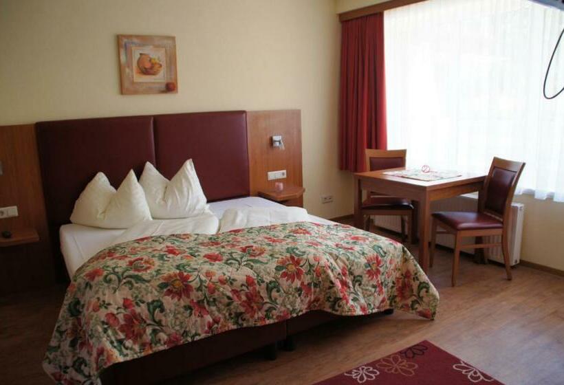 اتاق استاندارد, Mountain Motel