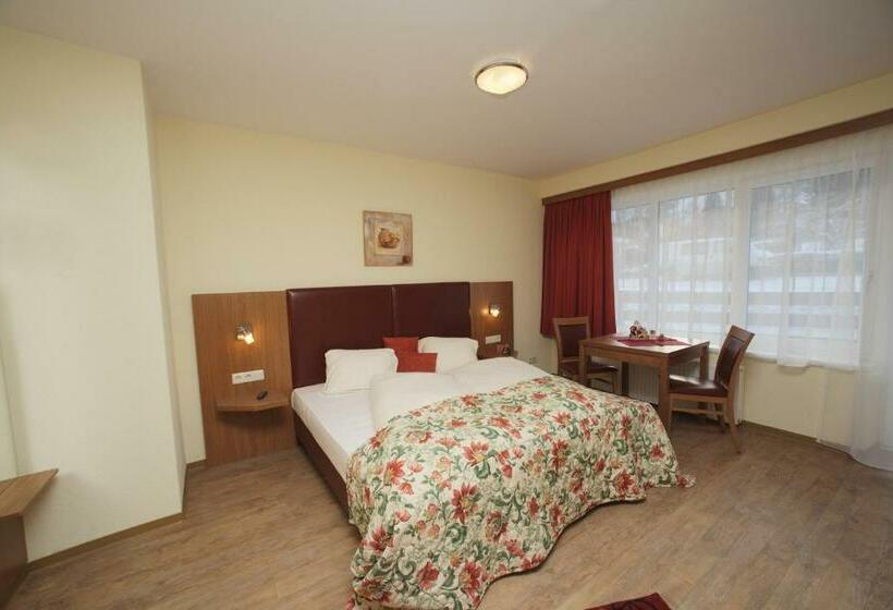 اتاق استاندارد, Mountain Motel