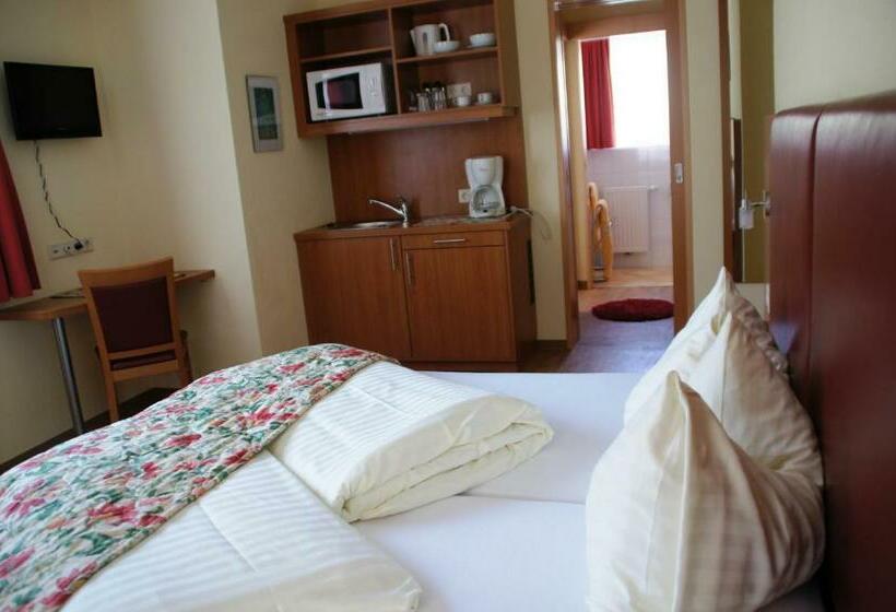 اتاق استاندارد, Mountain Motel