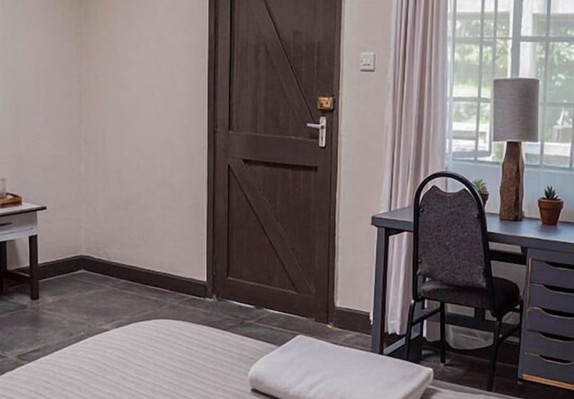اتاق لوکس یک تخته, Brackenhurst Conference And Retreat Centre