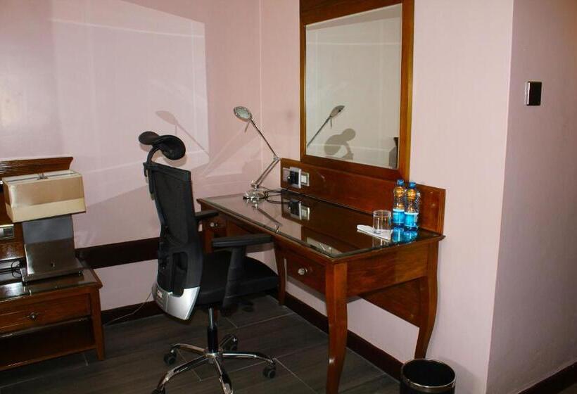 Quarto Deluxe, Merica