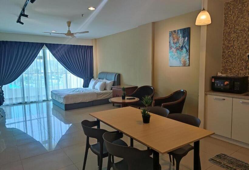 1 Bedroom Apartment Lake View, Marina Island Lumut Homestay By Goopro