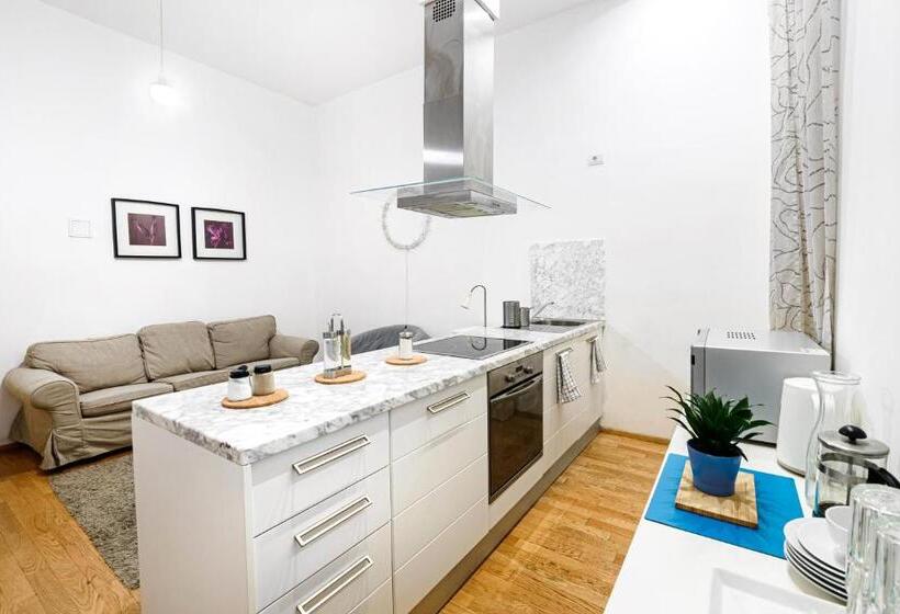 수피리어 룸, Avenue Hostel