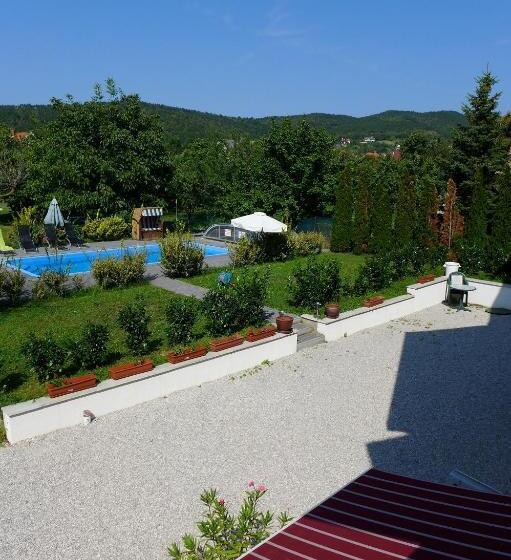 Семейный Номер, Villa Astoria