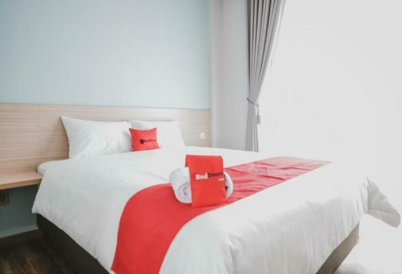 Номер Стандарт, Reddoorz Plus @ Karet Pedurenan 3