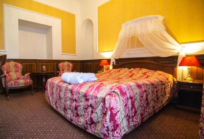 غرفة قياسية, Kastélyhotel Sasvár Resort