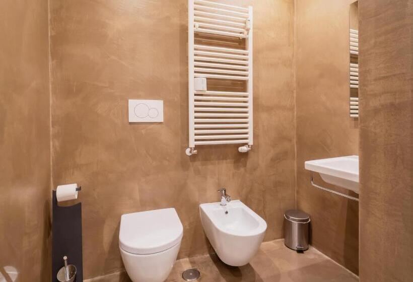 اتاق استاندارد سه نفره, I Love Cavour Guest House Affittacamere