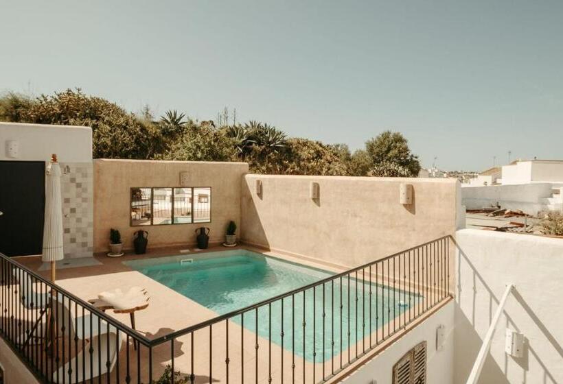 اتاق لوکس با بالکن, Casa Victoire Ayamonte