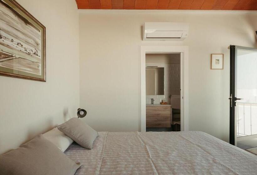 اتاق لوکس با بالکن, Casa Victoire Ayamonte