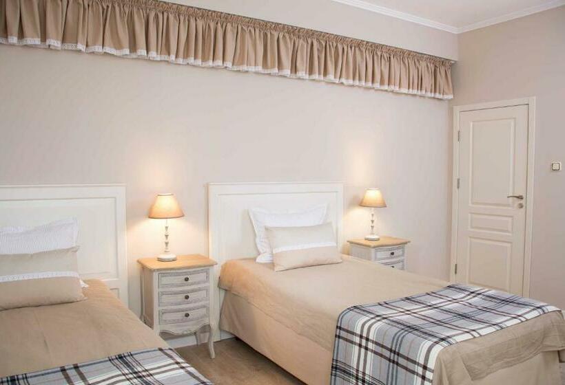 스탠다드 룸, Family Hotel The Castle