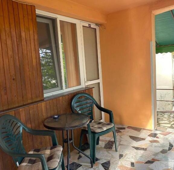 Номер Стандарт, Family Hotel Julian