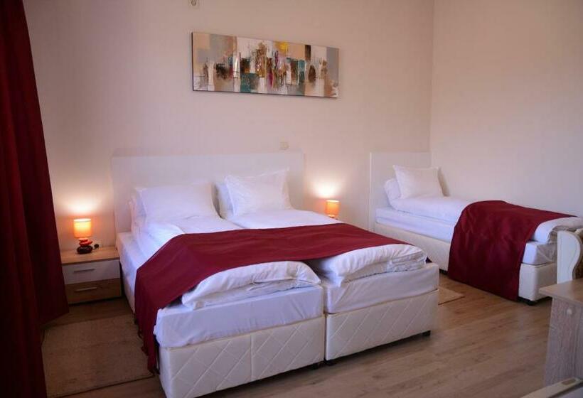 Четырехместный Номер Стандарт, Afrodita Dimitrovgrad Bg