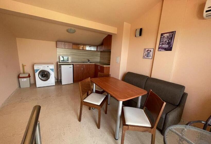Apartamento Dúplex 1 Dormitório, Vega
