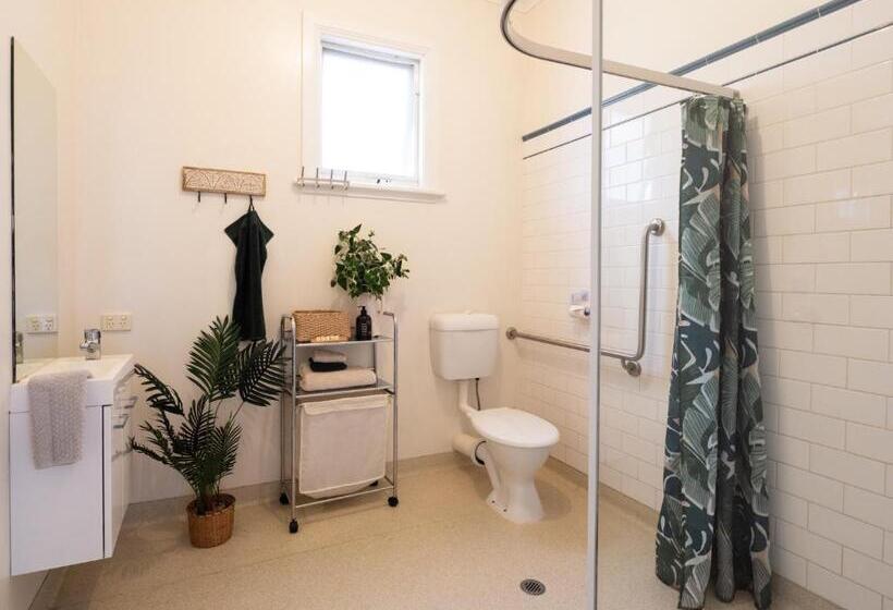 스탠다드 룸 가든 전망, Bendigo Backpackers