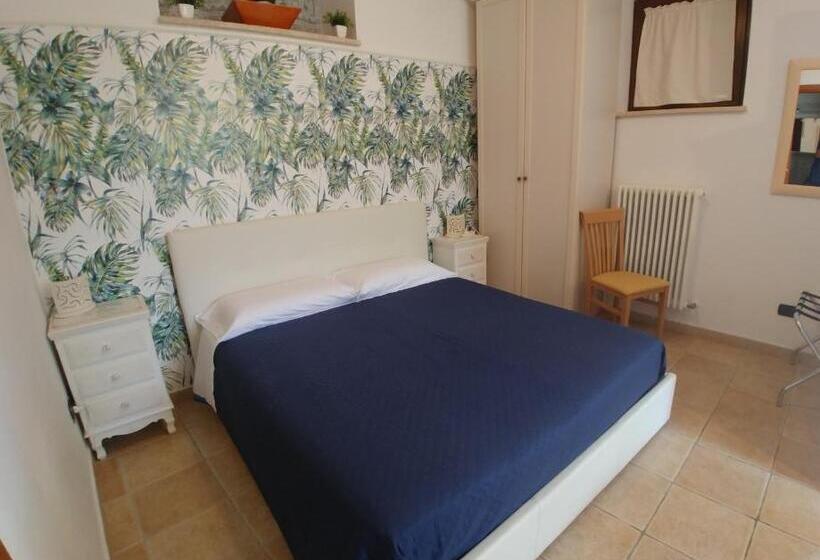 إستوديو قياسى, Antico Borgo Piceno