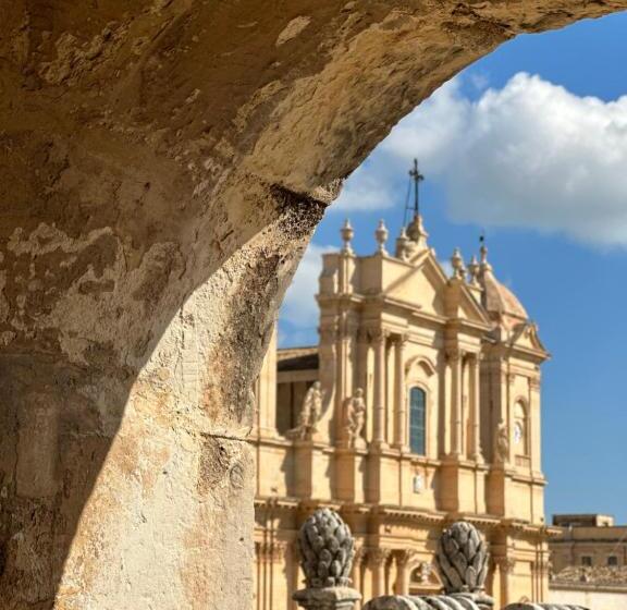 四人标准间, La Madonnina