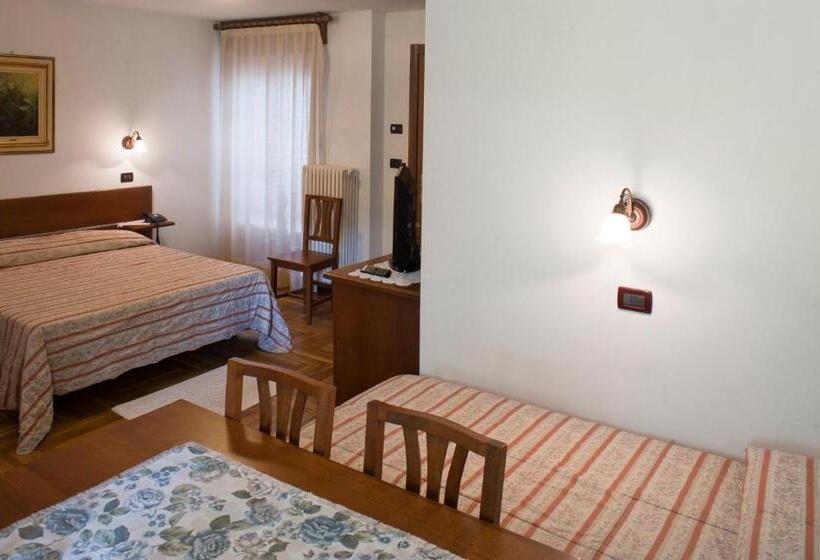 Habitación Familiar Superior, Albergo Castello Da Bonino