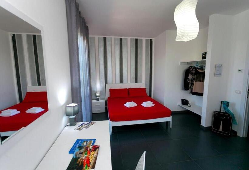 غرفة سوبيريور مطلة على حمام السباحة, Le Murge Del Salento Hotel B&b Depandance