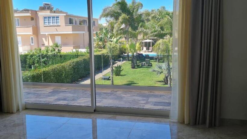 Полулюкс Вид на Бассейн, Le Murge Del Salento Hotel B&b Depandance