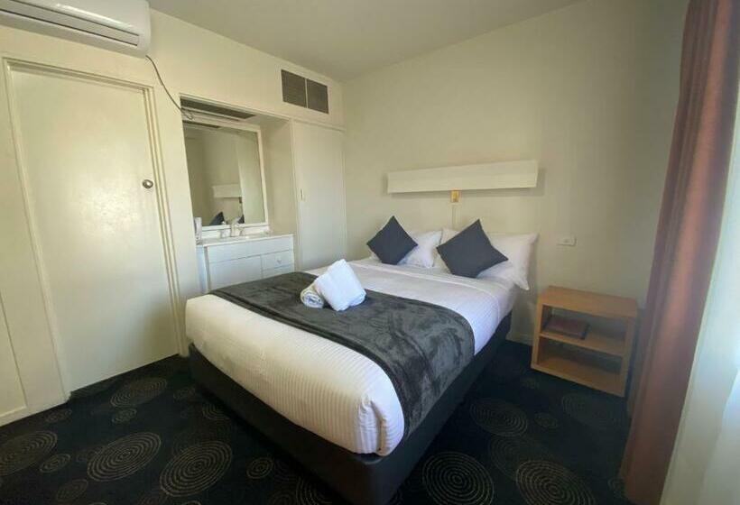 Номер Стандарт, The Astor Hotel Motel