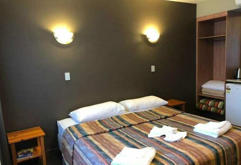 Номер Премиум, The Astor Hotel Motel