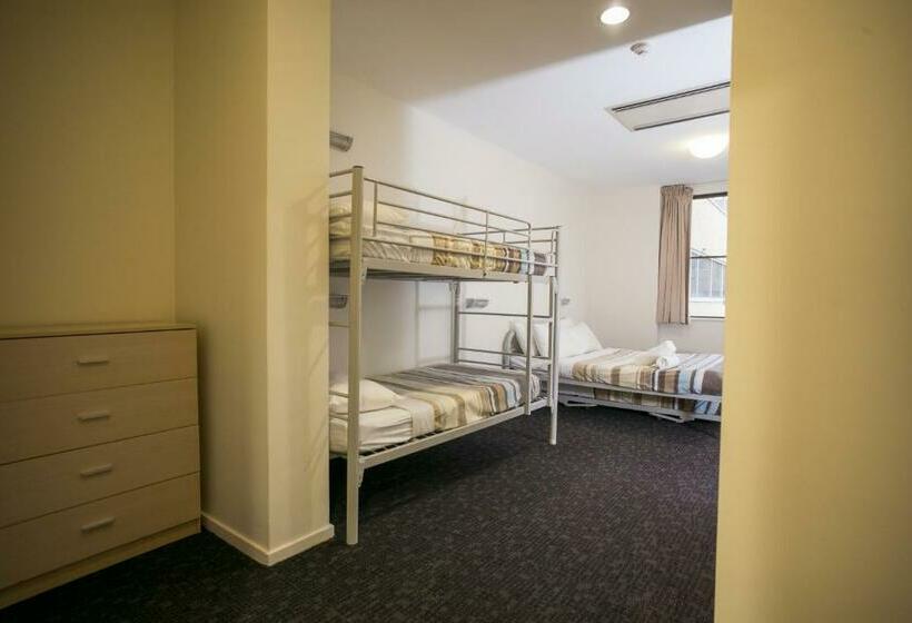 패밀리 룸, The Village Canberra