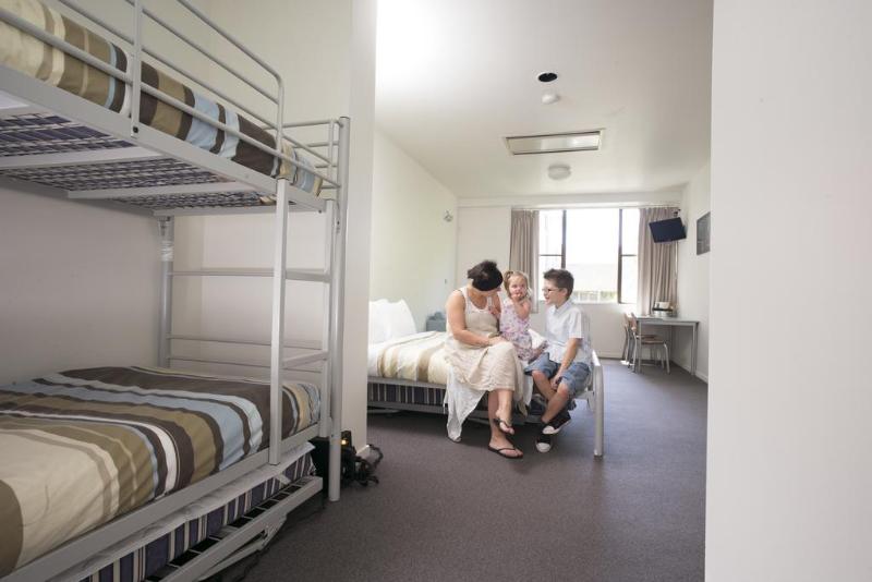 패밀리 룸, The Village Canberra
