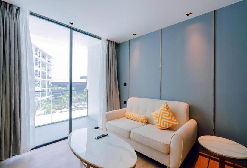 Номер Deluxe, 普吉岛拉威温德姆 Yyc旅游优选酒店 Wyndham Rawai Phuket Yyc Travel Preferred