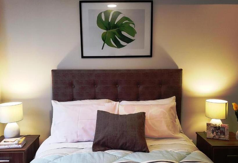اتاق استاندارد یک نفره, Hostal ñan Tika