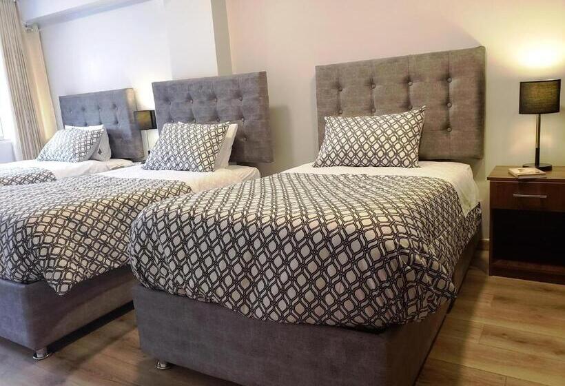 اتاق استاندارد سه نفره, Hostal ñan Tika