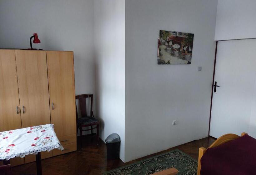 Номер Стандарт, Gasthof Oberschmiede