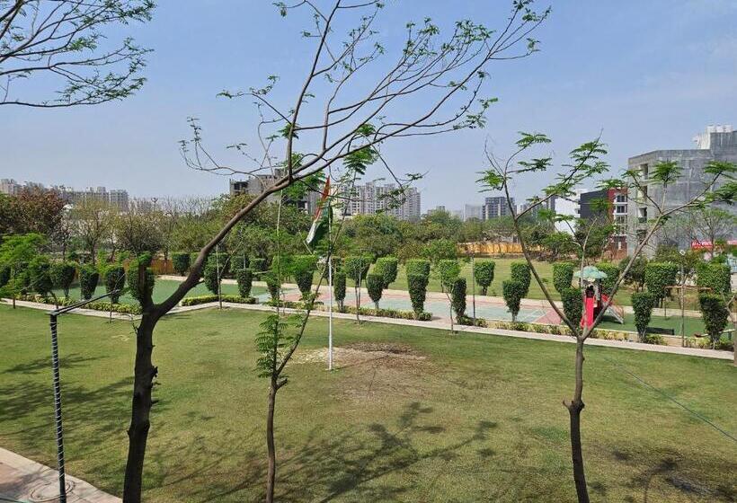 اتاق استاندارد با چشم‌انداز باغ, Homeystay Urbandream