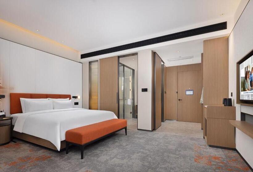 Номер Deluxe, Hampton By Hilton Dongguan Liaobu Songshan Lake Avenue