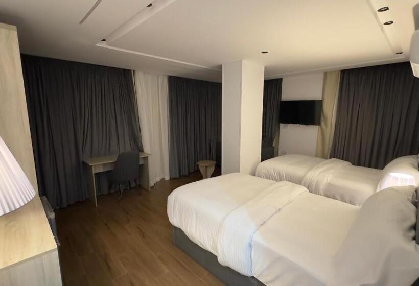 استودیو خانوادگی, لوكاندة الحصري أكتوبر Motel Elhosary
