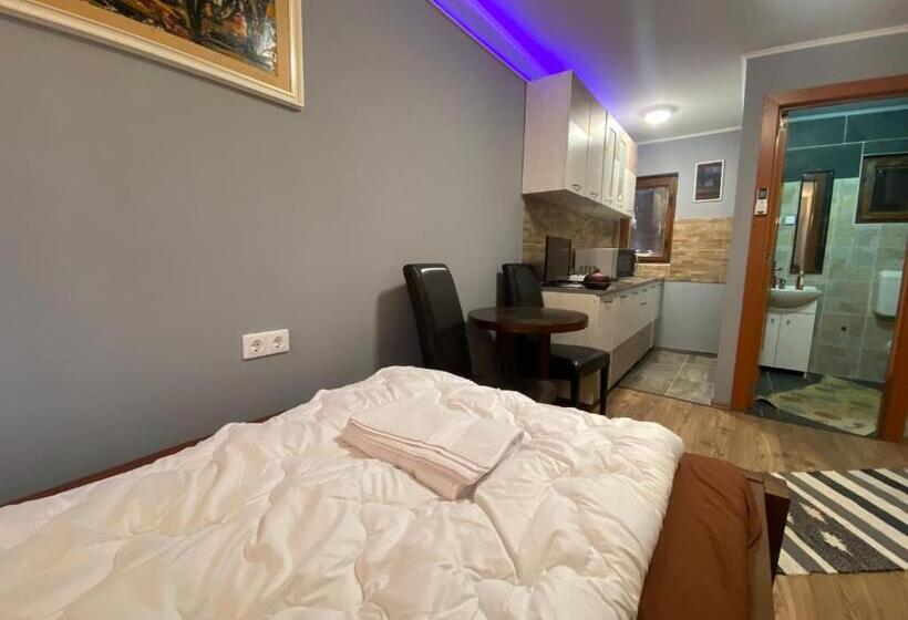חדר סטנדרט עם מיטת קינג, Babér Apartmanház Balatonakarattya
