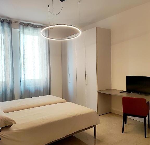 Standard room with outdoor bath, Foresteria Juvarra