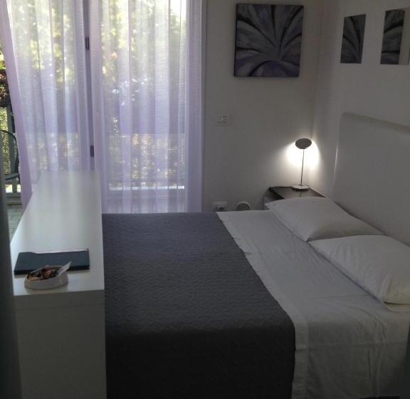 Номер Стандарт, B&b Pitstop
