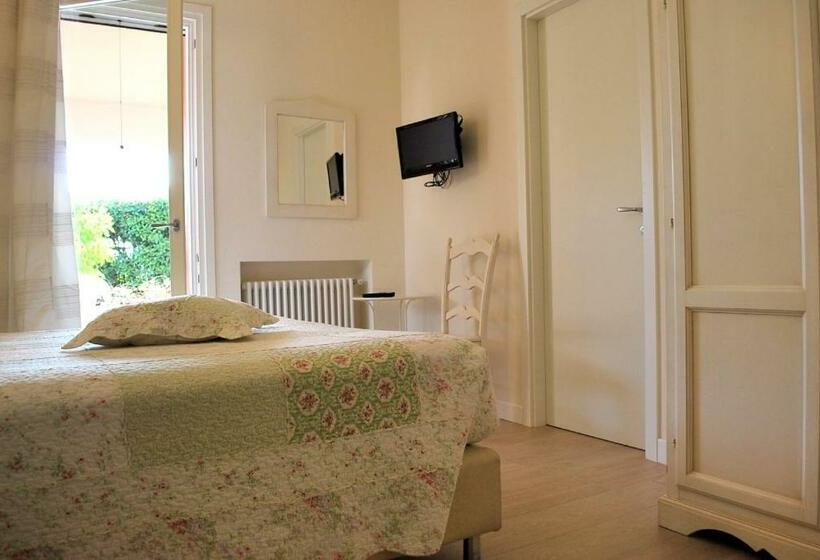 اتاق استاندارد, B&b Villa Bianca