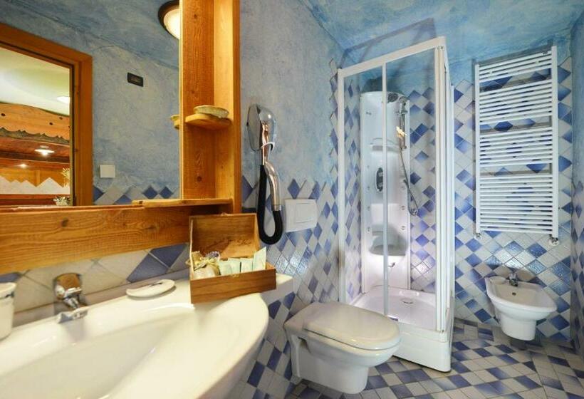 غرفة قياسية مزوَّدة بشُرفة, Affittacamere De Charme Jour Et Nuit