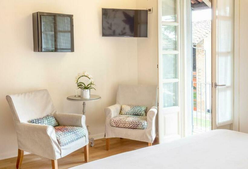 Номер Deluxe, La Madernassa Resort   Casalora Dimora Storica Di Charme