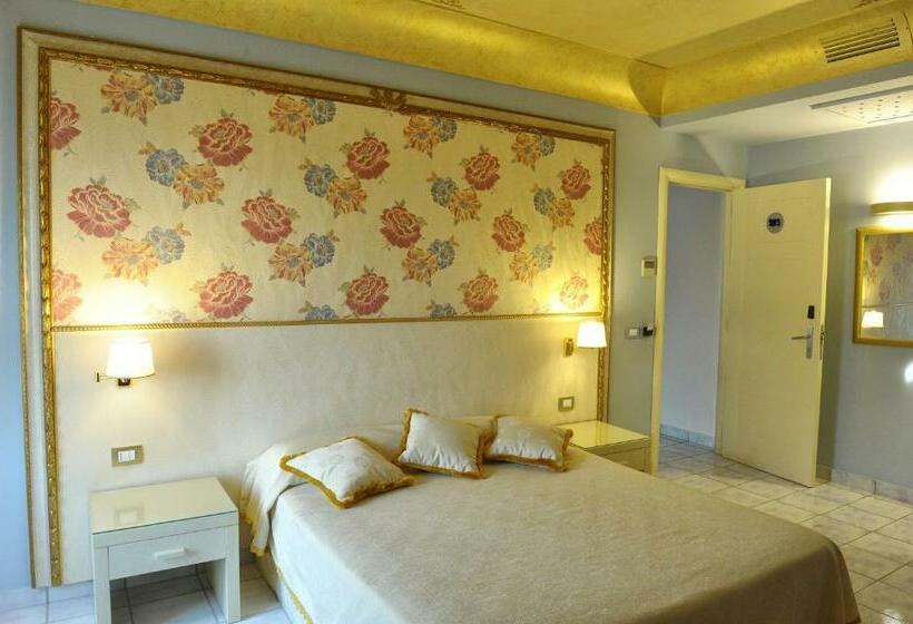 标准间, Fazio Rooms